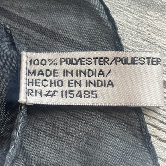 ISA & STEF Polyester 39x39 Scarf - Picture 5 of 5